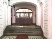  9     , .   7 -  ,   -